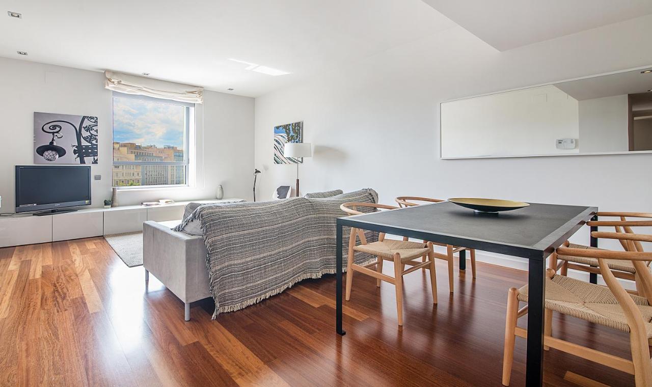 Stylish Center Apartment