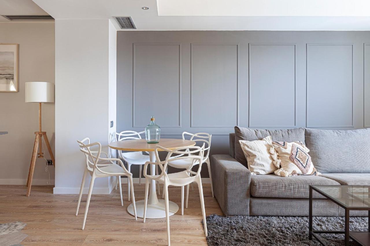 Stylish Center Apartment
