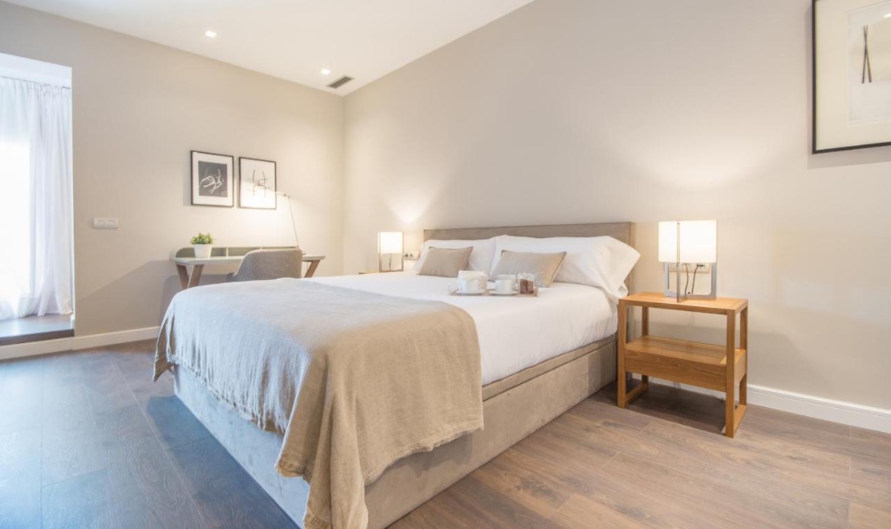Stylish Center Apartment